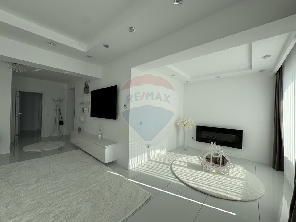 4 room Apartment for sale, Central area