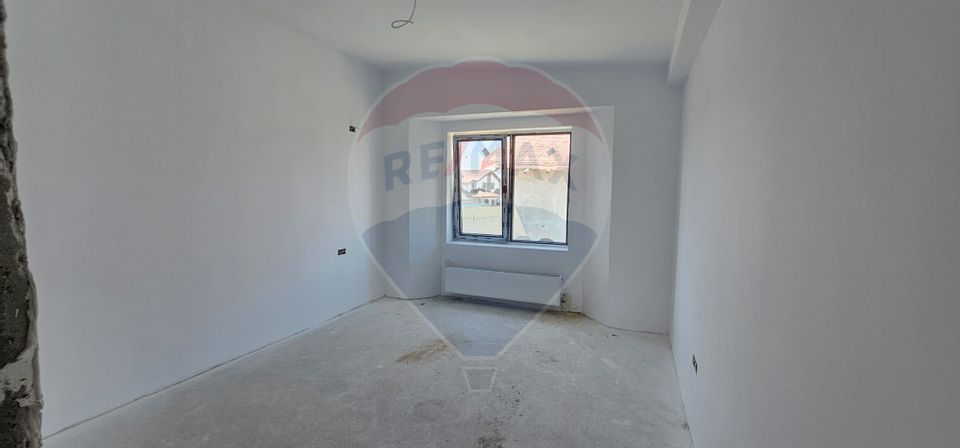 4 room House / Villa for sale