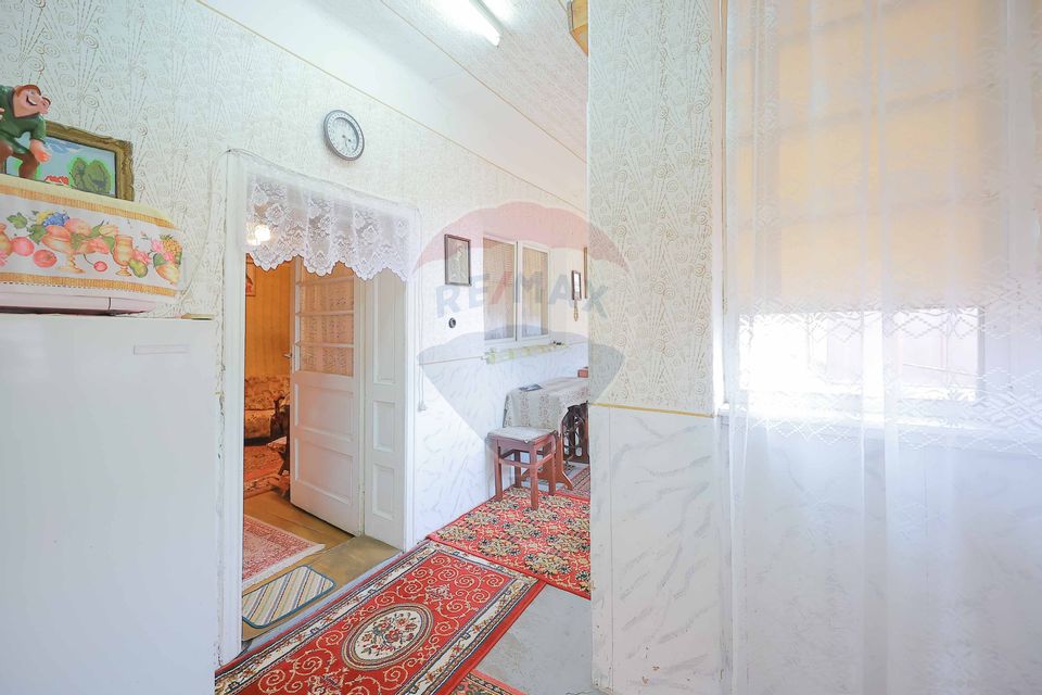De vânzare Casā + Teren 2685 mp Intravilan, Betfia, Bihor