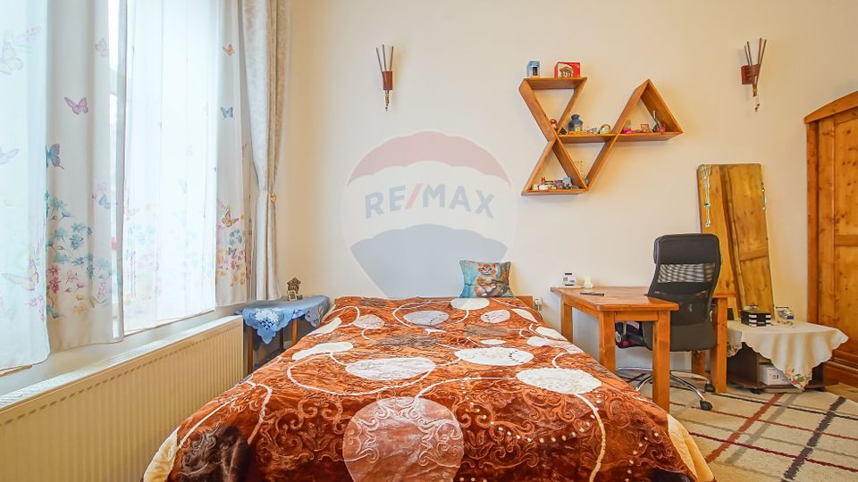 Comision 0% | Garsonieră la casă, curte comună– Matei Basarab