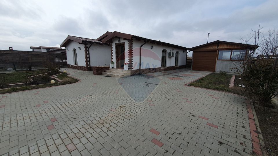 4 room House / Villa for sale