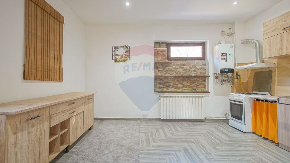 Apartament la casă cu curte proprie | Timișu de Jos | Comision 0