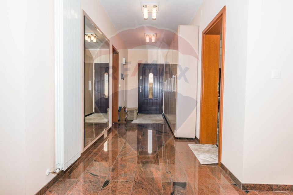 Vila in stil  mediterenean, lux,  statiunea balneoclimaterica Covasna