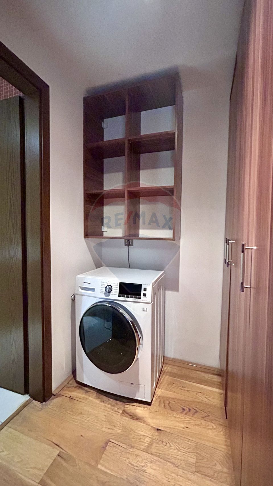 Apartament 3 camere 150 mp de inchiriat in Faleza Nord, Constanta