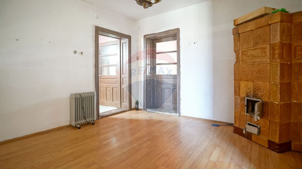 Casă + teren de vânzare – comision 0%