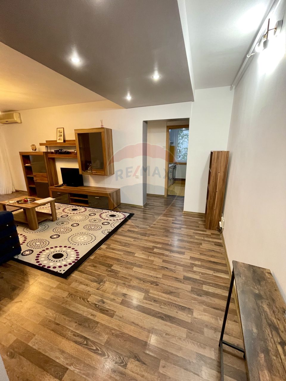 Apartament cu 2 camere de închiriat în zona City Park Mall