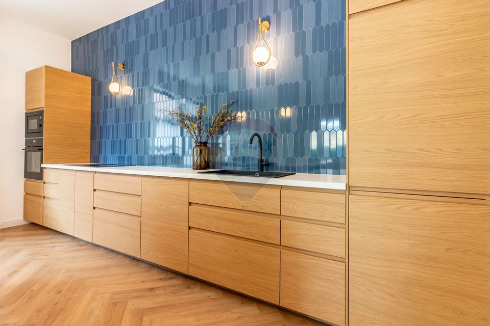 Casă individuala în Aviatiei, adiacent Bulevardul Aerogarii, 4xparcare