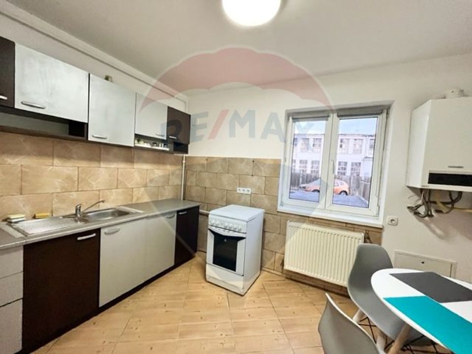 Apartament cu 2 camere de închiriat în zona Terezian