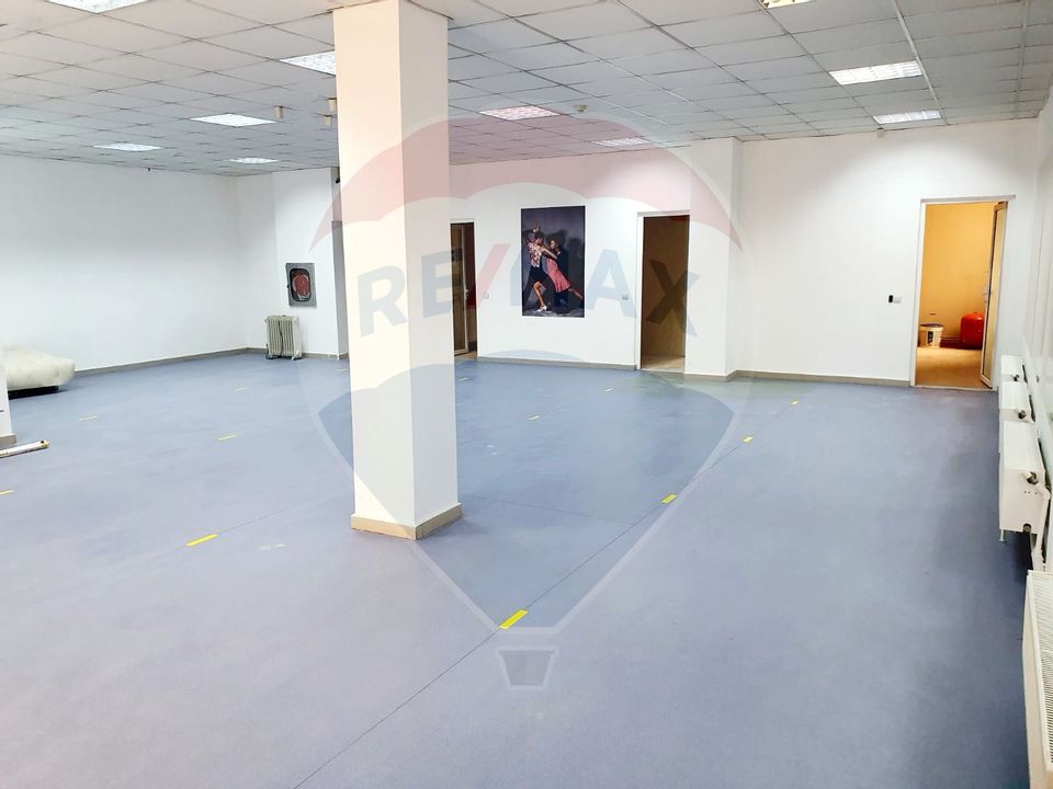 150sq.m Commercial Space for rent, Central area