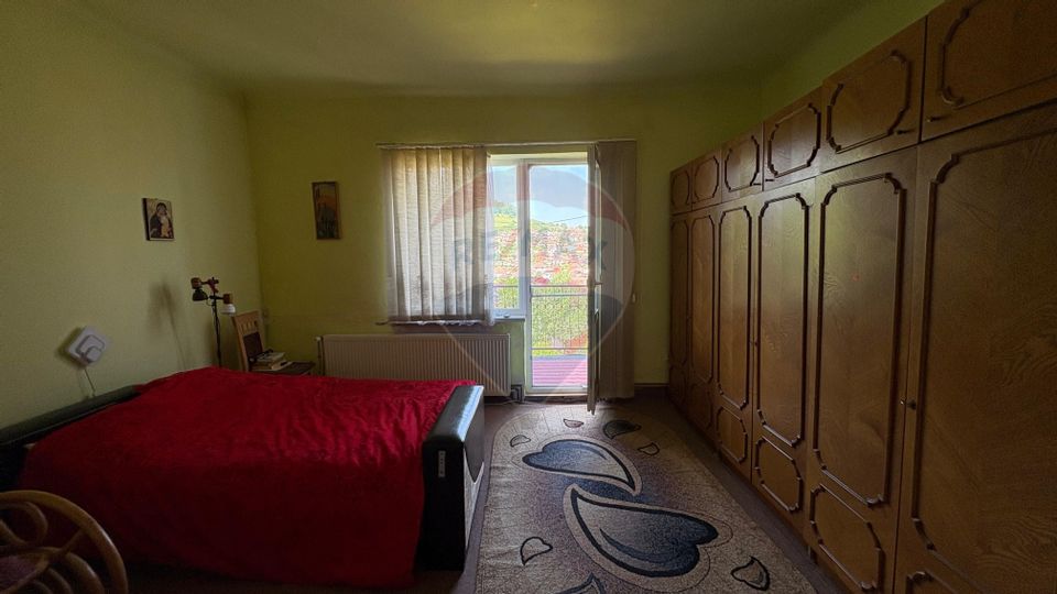 Casa intr-o locație cu panorama deosebita, in zona Mosnei