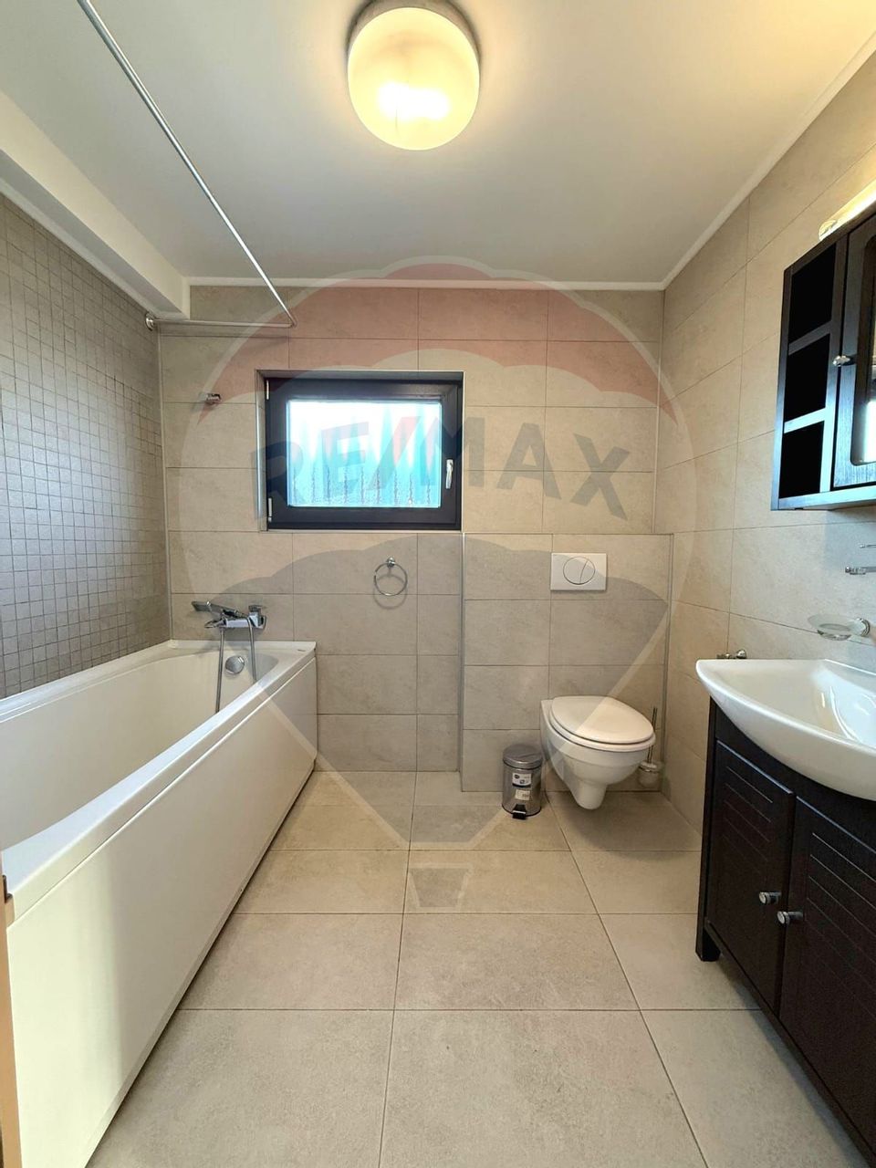 4 room House / Villa for rent, Europa area