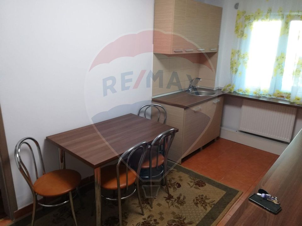 Apartament cu 3 camere de inchiriat in Manastur