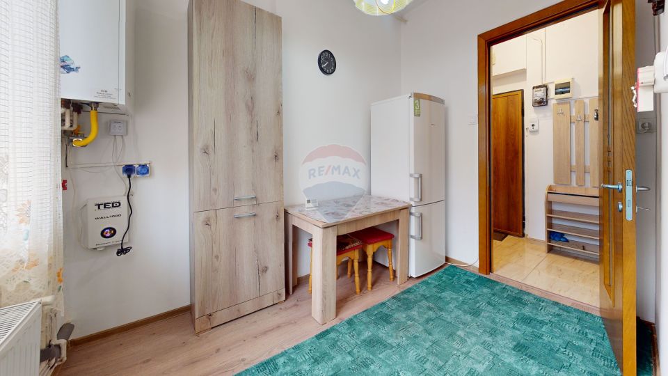 Garsonieră spațioasă 40 mp de închiriat | Karl Lehmann, Brașov |