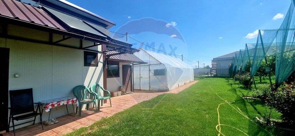 Land 2,000sqm Livada / None