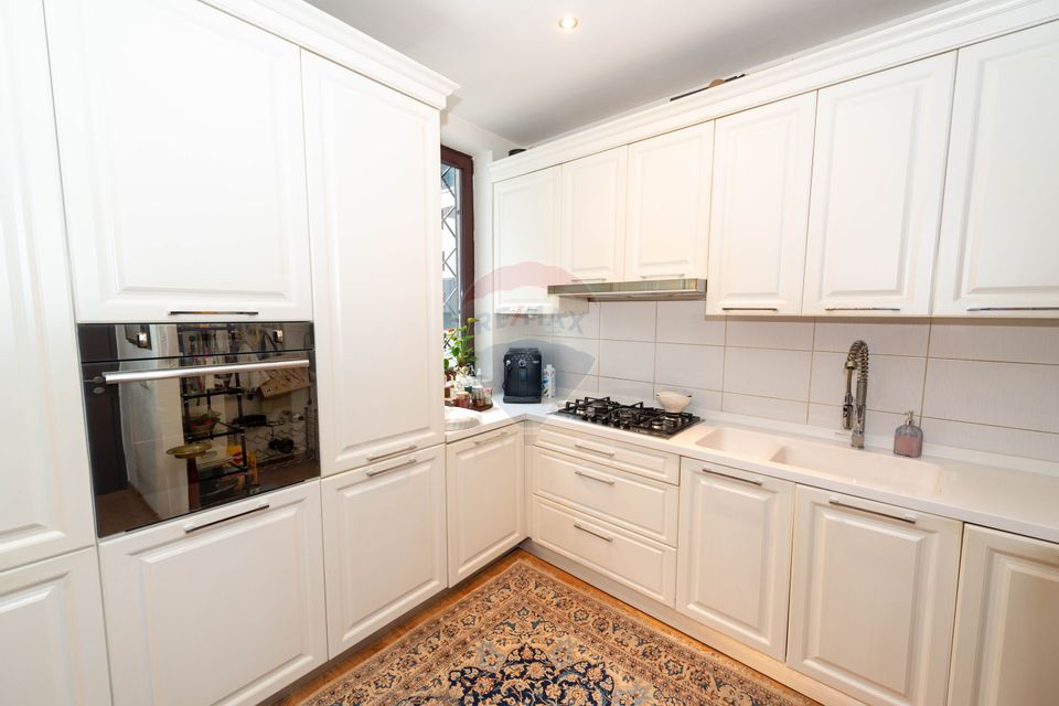 3 room Apartment for sale, Decebal area