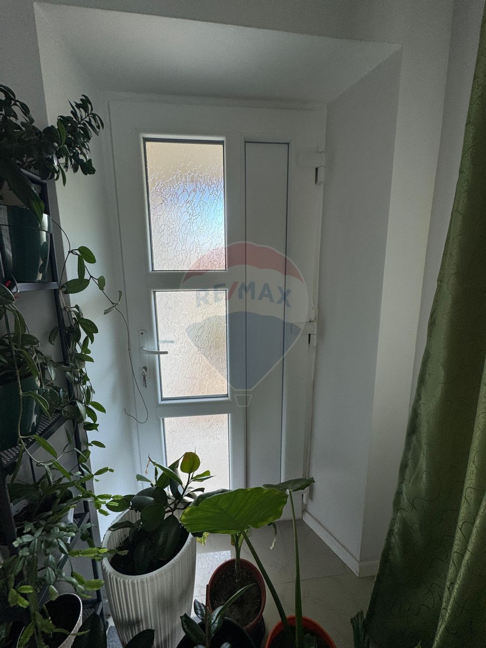 Casă / Vilă cu 6 camere de vânzare în zona Ultracentral