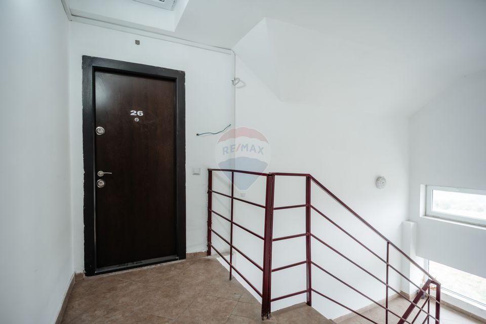 Apartament cu 3 camere de vânzare în zona Burdujeni