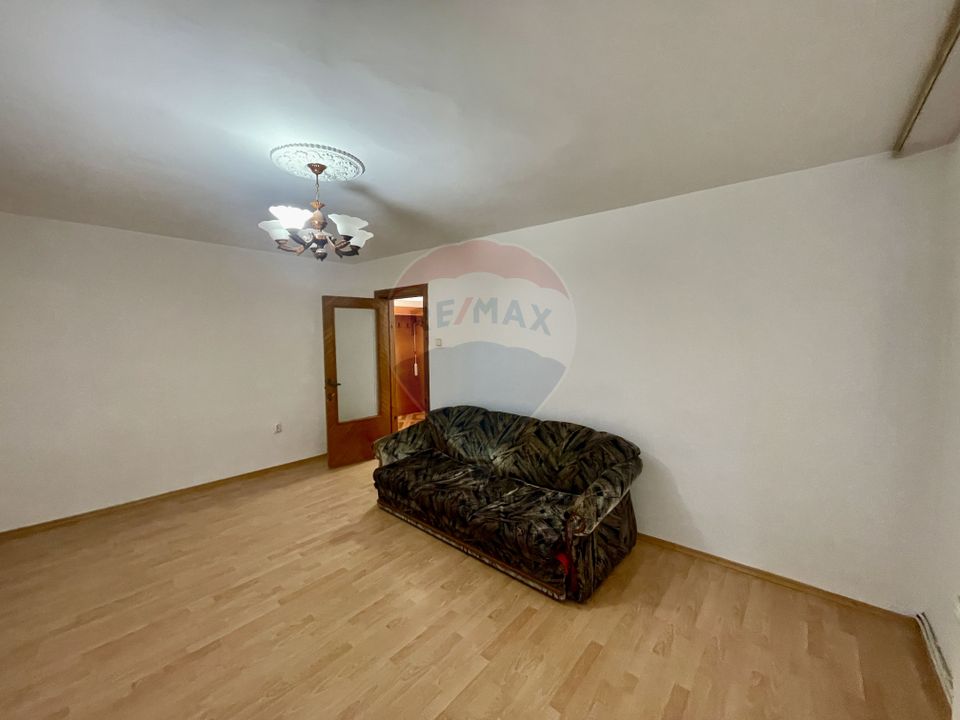 Apartament doua camere etaj 1