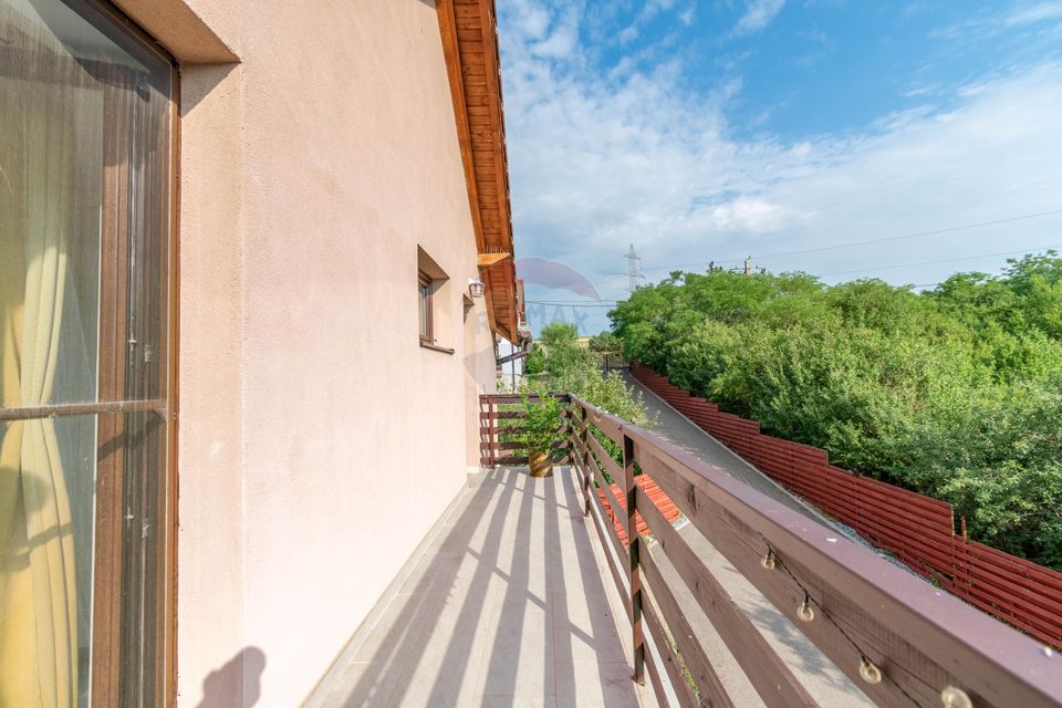 4 room House / Villa for sale