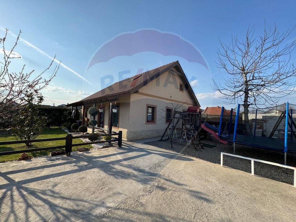 4 room House / Villa for sale, Bujac area