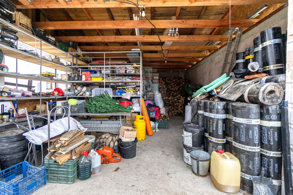 Vila cu 8 camere, 7150 mp teren intravilan I OZUN, COVASNA| COMISION 0