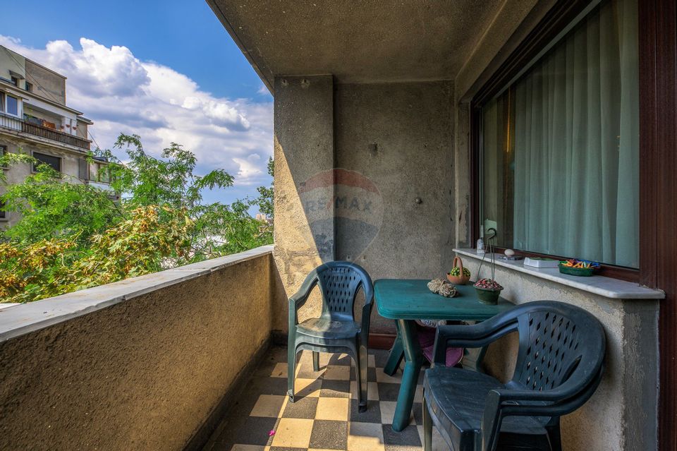 SALE 4 room apartment in Batistei