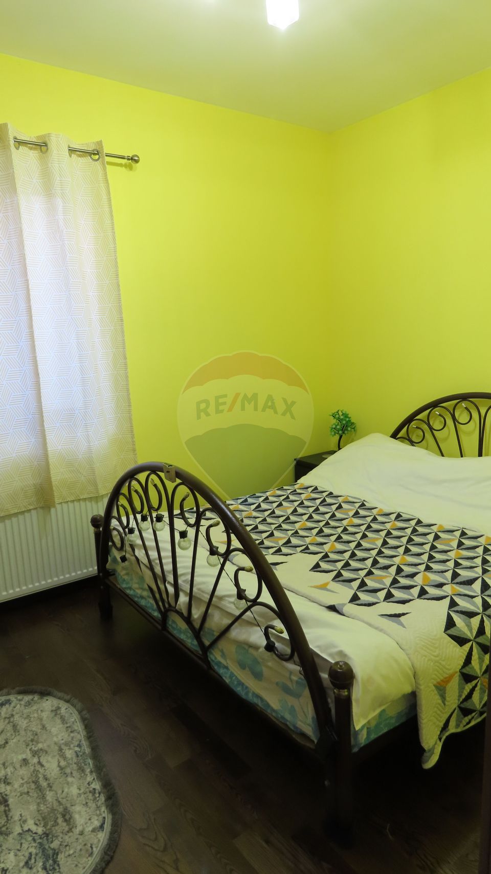 COMISION 0% | Apartament 3 camere în Sinaia | zona Furnica