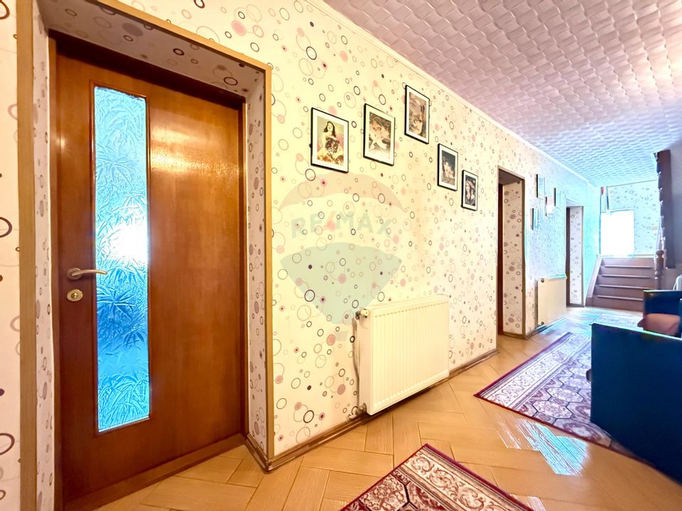 5 room House / Villa for sale, Central area