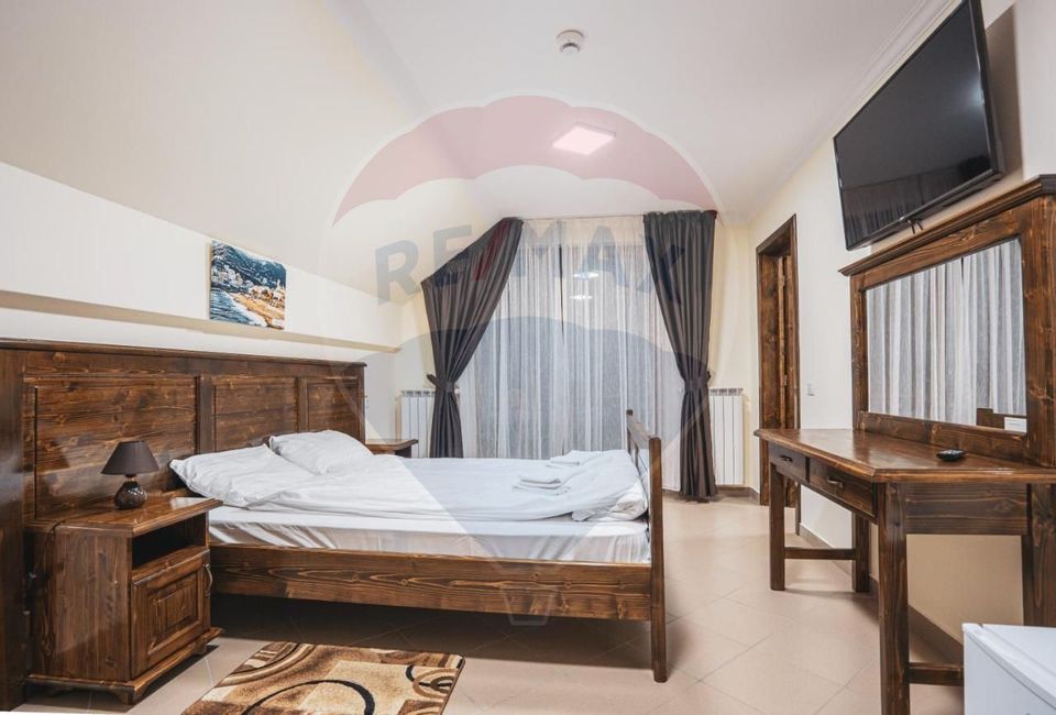 15 room Hotel / Pension for sale