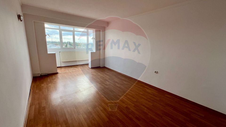 De vanzare apartament cu vedere panoramica, decomandat 3 camere Braila