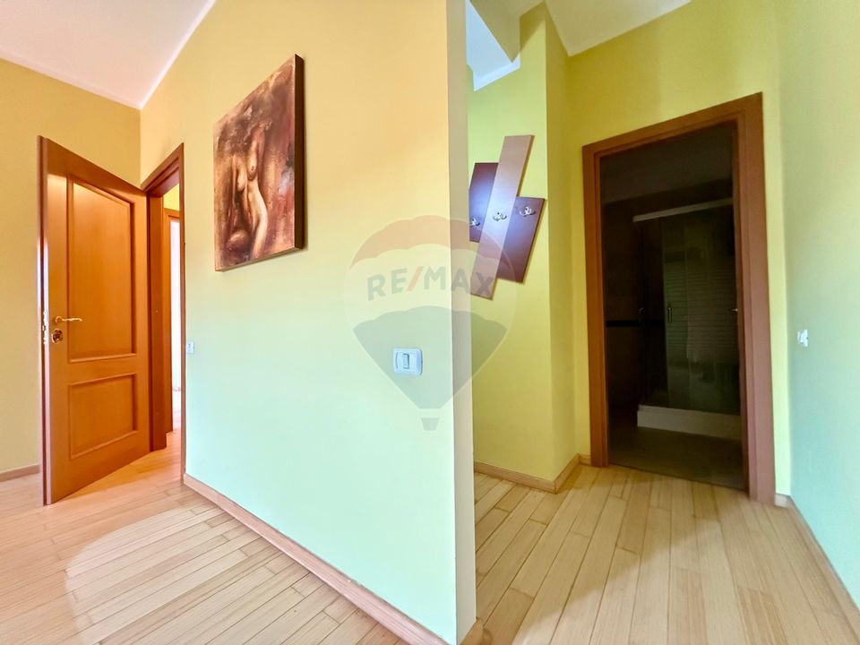 4 room House / Villa for sale