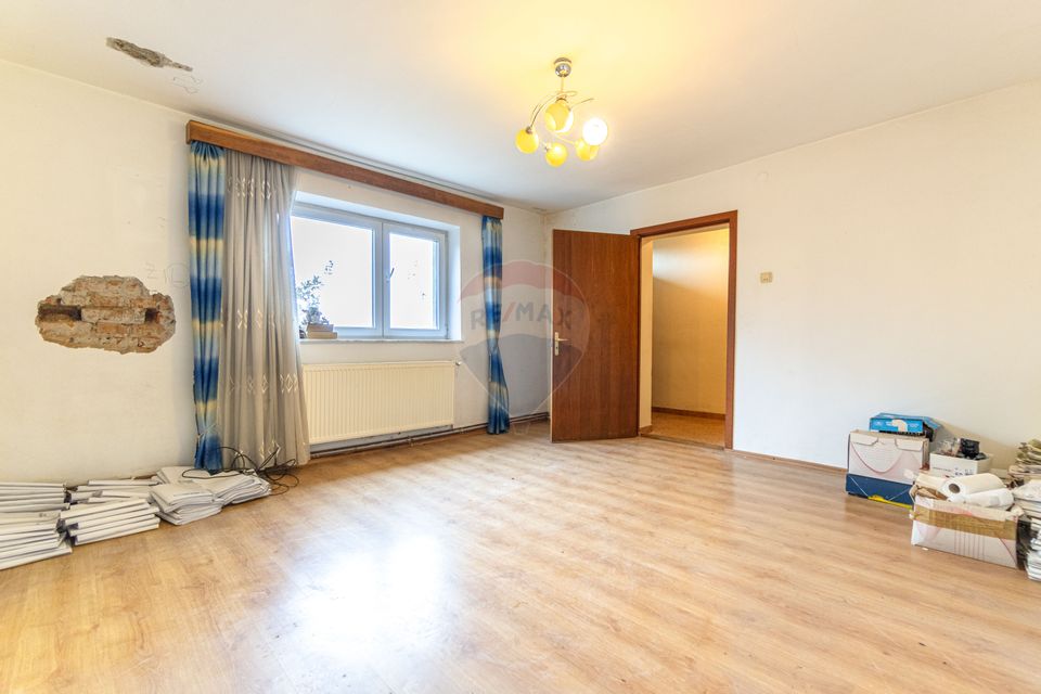 Casă individuală cu două unități locative. Zona Horia–Cloșca–Crișan