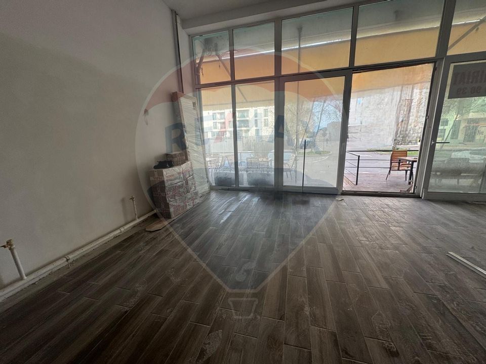 83sq.m Commercial Space for rent, Central area