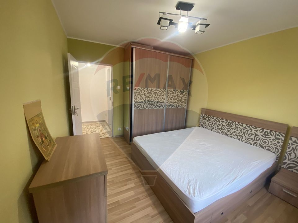 Apartament cu 3 camere de închiriat în zona Domenii