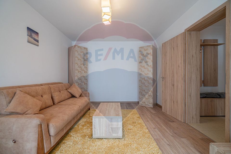 2 room Apartment for rent, Tractorul area