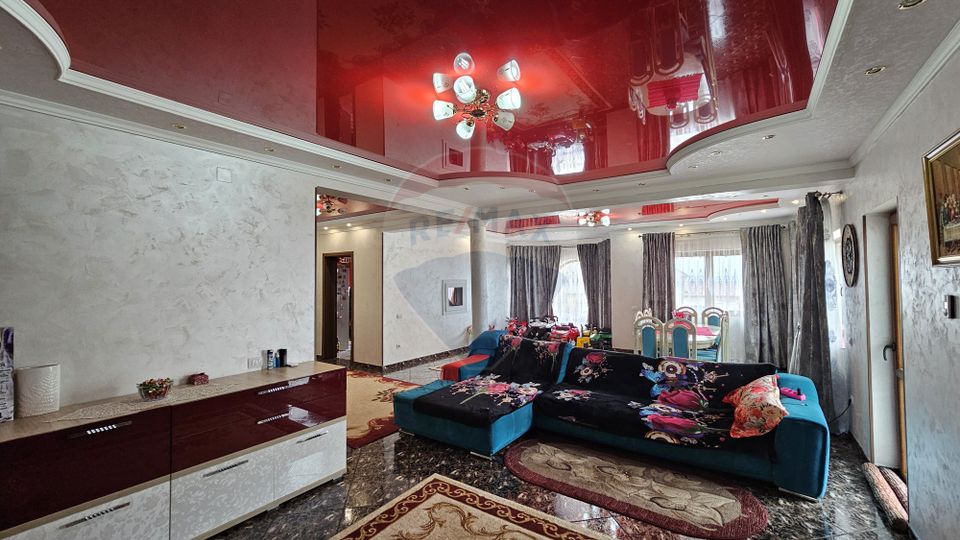 6 room House / Villa for sale