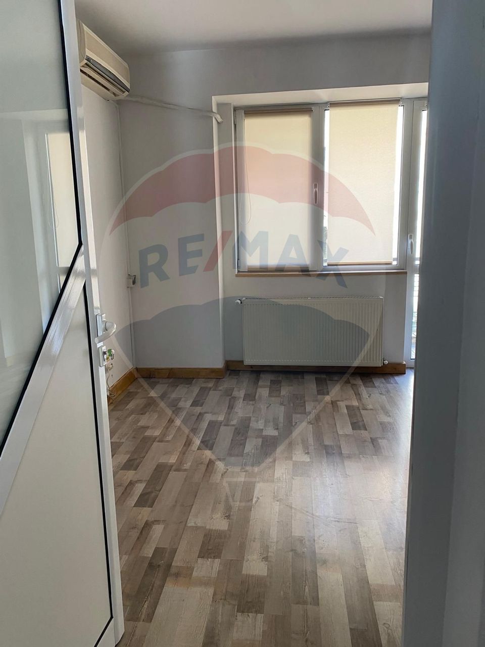 Ground floor + 1st floor for rent in villa – 220 sqm – Vitan Mall area