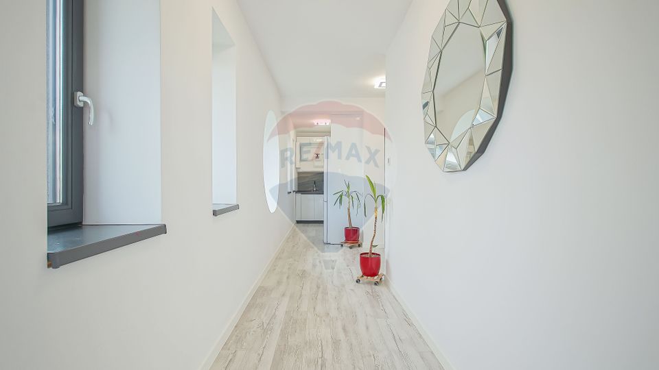 Casă premium cu 270 mp utili, 7 camere ,curte generoasă în Bartolomeu