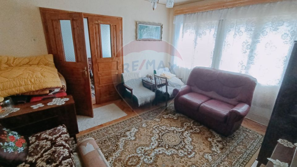 Casă de vânzare în Baia Sprie *zona Rustic* ideala pentru familii