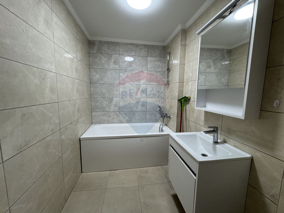 Apartament 3 camere de inchiriat în  zona Energia Constanta