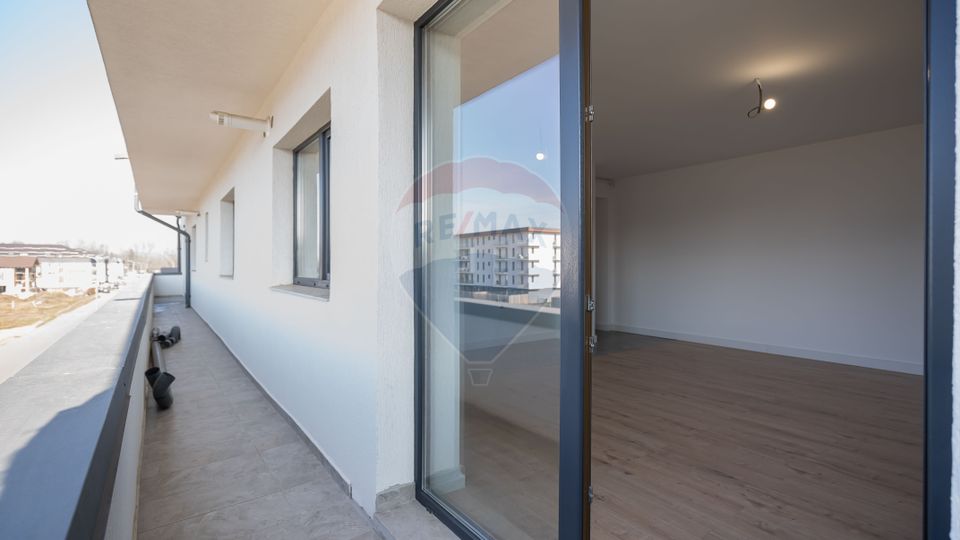 De vânzare, apartament 2 camere foarte spațios, bloc nou, Brașov