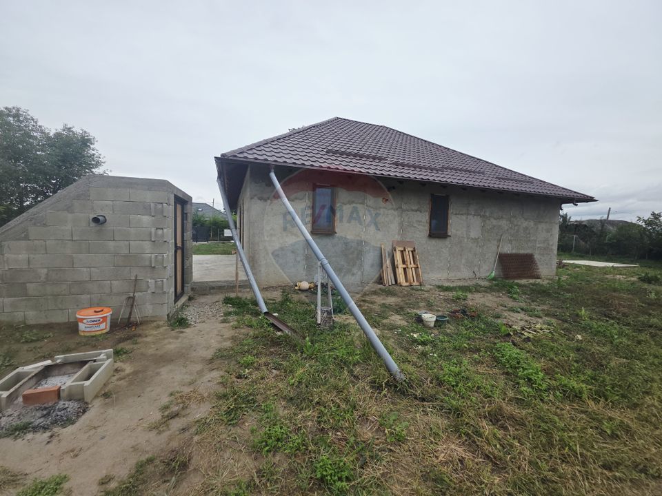 4 room House / Villa for sale