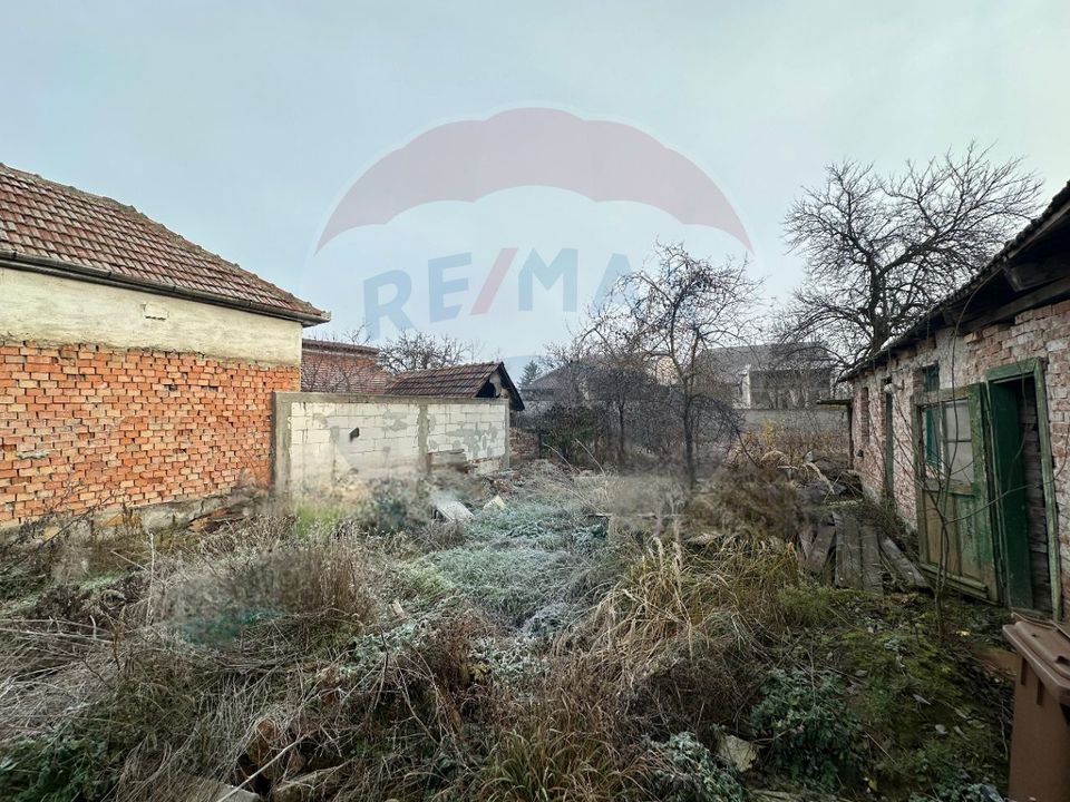 Teren intravilan 572mp cu utilitati trase Zona Tabacovici