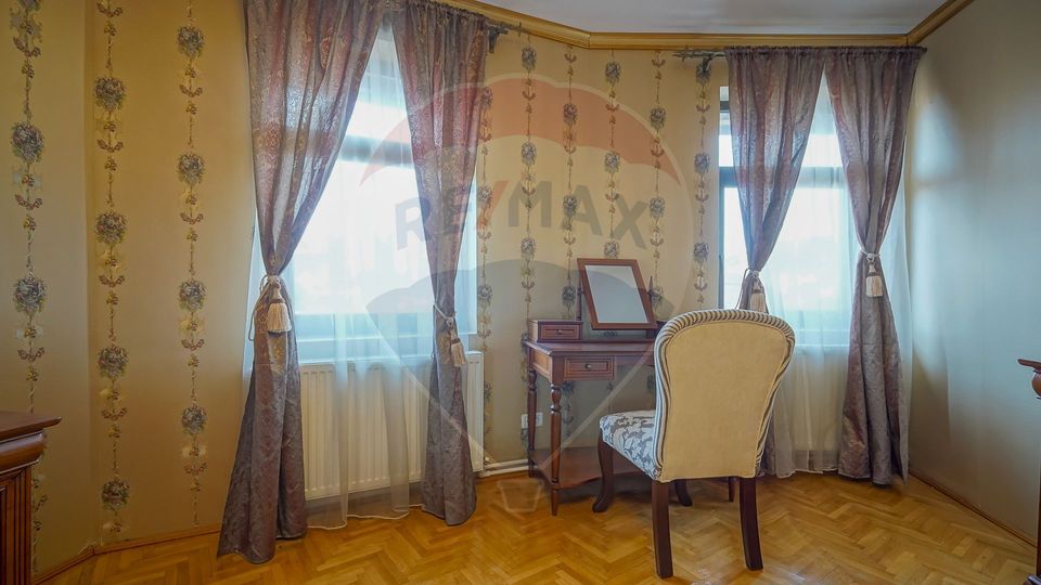 3 room Apartment for sale, Centrul Istoric area