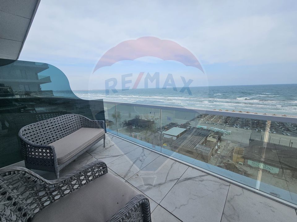 Apartament 3 camere cu terasa 50mp frontala spre mare în Mamaia Nord