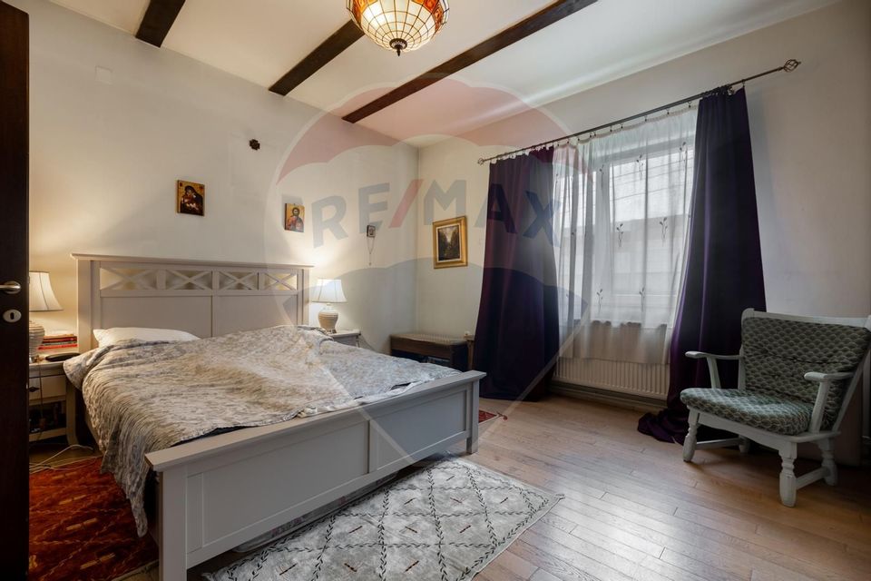 Casă la cheie ! 4 camere de vânzare la cateva minute de centru