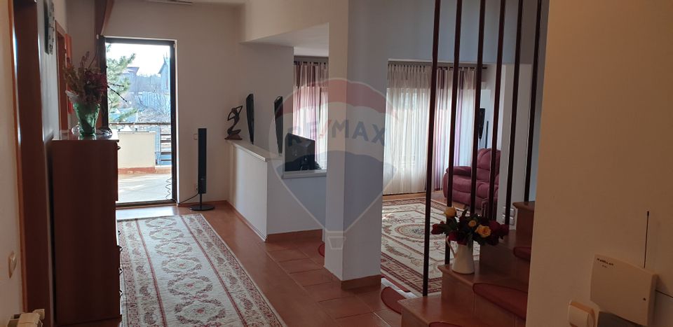 7 room House / Villa for sale