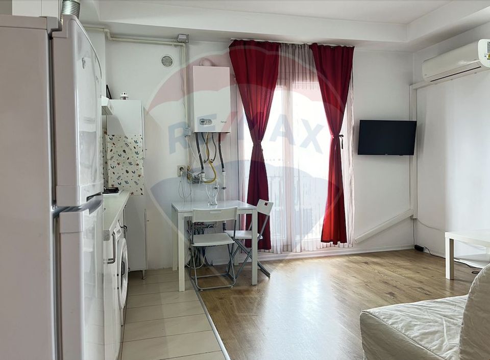 Apartament cu 2 camere de inchiriat - Cosmopolis - centrala proprie