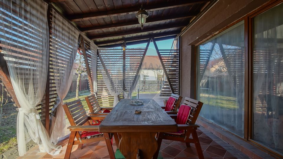 6 room House / Villa for sale