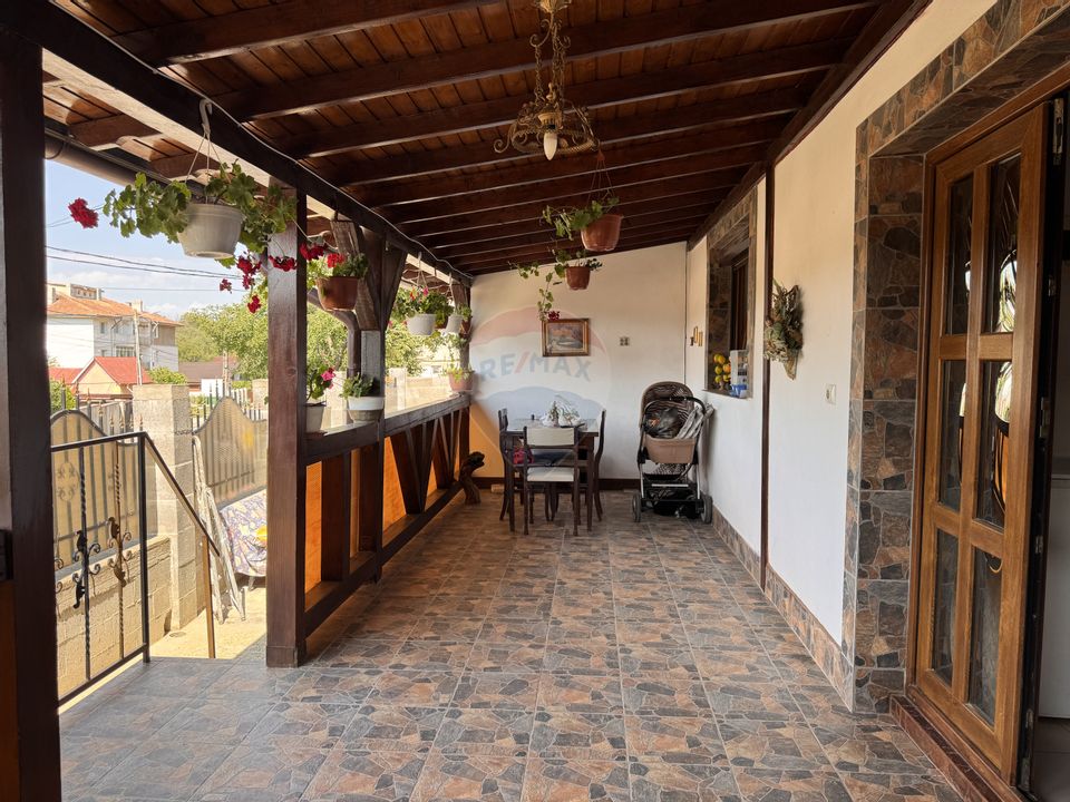 5 room House / Villa for sale